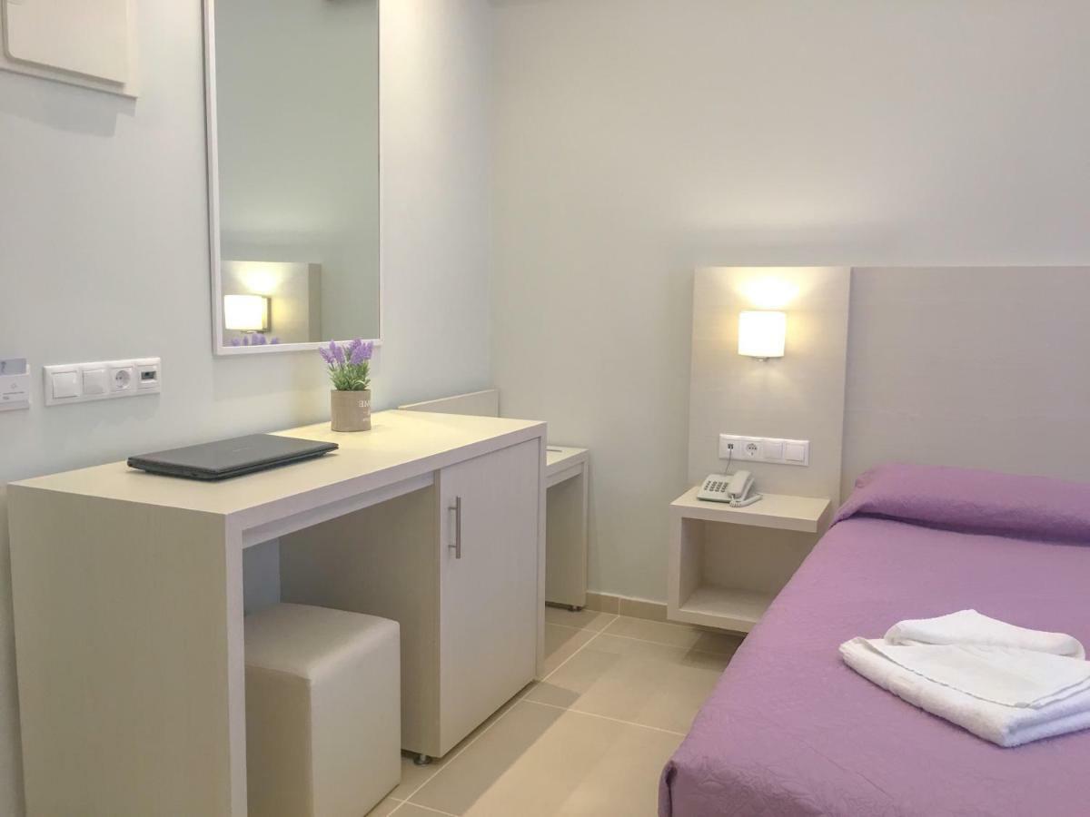 Tínos Poseidonio Hotel חדר תמונה
