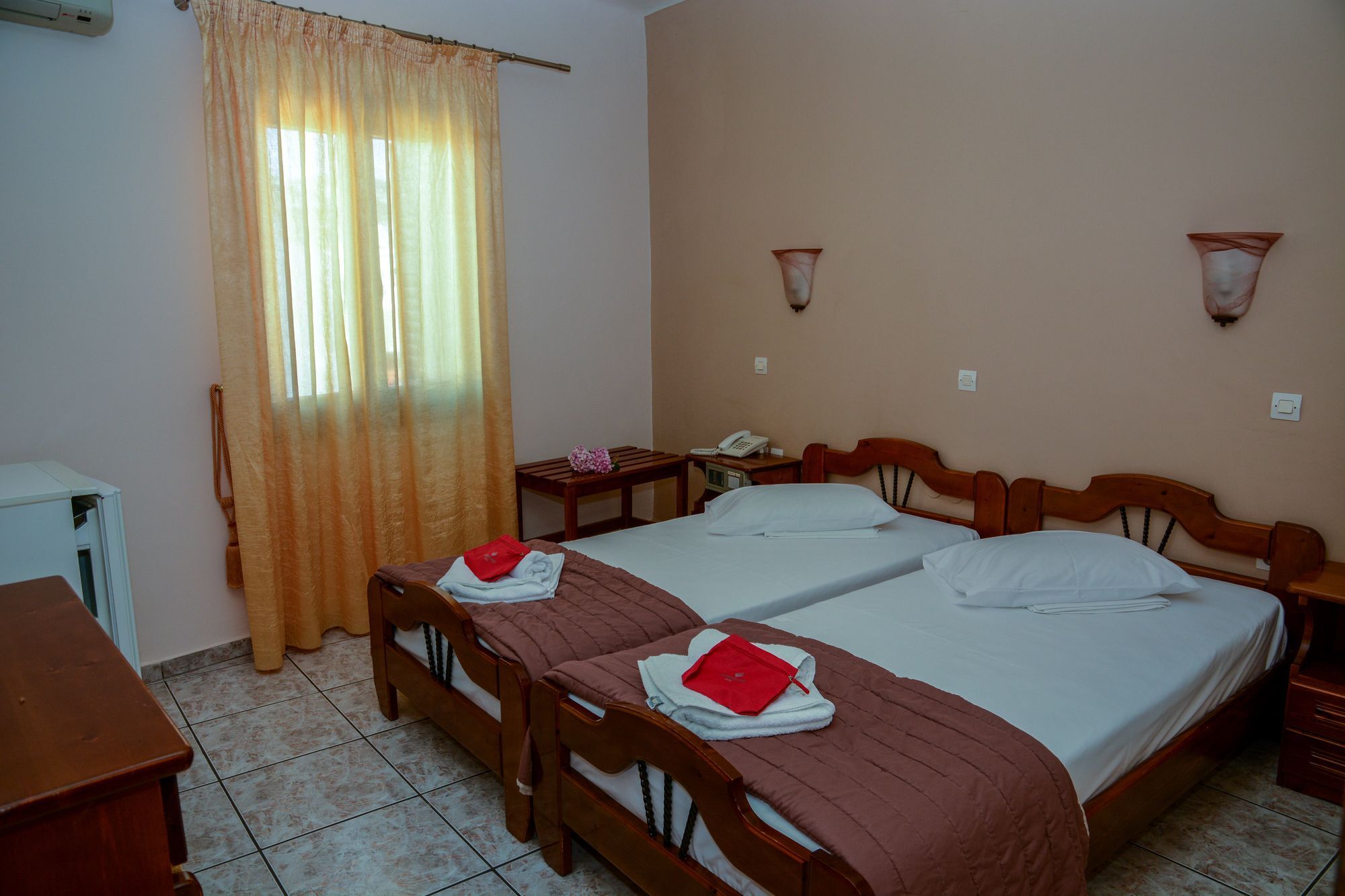 Tínos Poseidonio Hotel מראה חיצוני תמונה